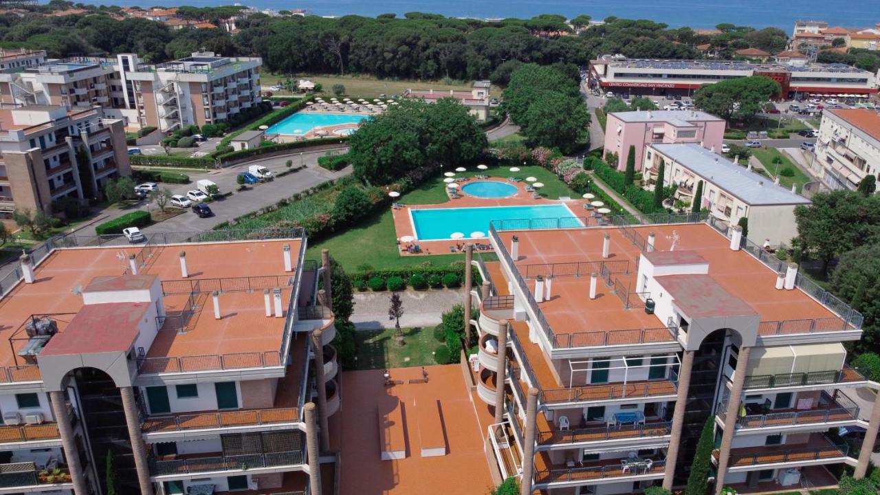 Le Residenze Di Santa Costanza - Il Lentisco Lejlighedshotel San Vincenzo Eksteriør billede